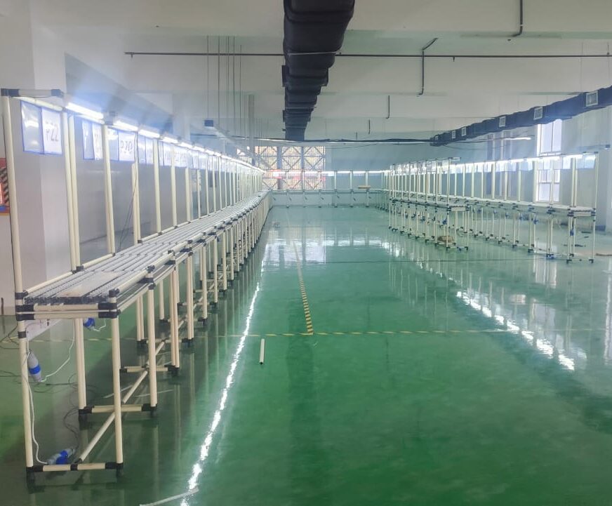 Rigorous quality control at Warehouse International ensures impeccable routers, smartwatches, and power banks for Wangda Technology's product line.